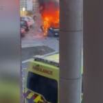 Liverpool, uomo si fa saltare in aria dentro ad un taxi: le immagini del rogo