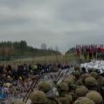 Migranti, ancora migliaia di persone al confine tra Bielorussia e Polonia