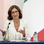 Covid, Gelmini: “Per ora niente nuove restrizioni, ma valuteremo”