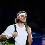 ATP Finals: si ritira anche Tsitsipas, in campo Norrie