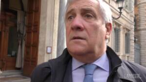 Restrizioni, Tajani: “Una minoranza deve rispettare milioni di italiani vaccinati”
