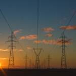 Energia, crisi infinita: prezzi di gas e luce saliti fino al 100% in più