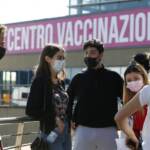 Covid, Ema: “Vaccinarsi è vitale soprattutto in Paesi meno immunizzati”