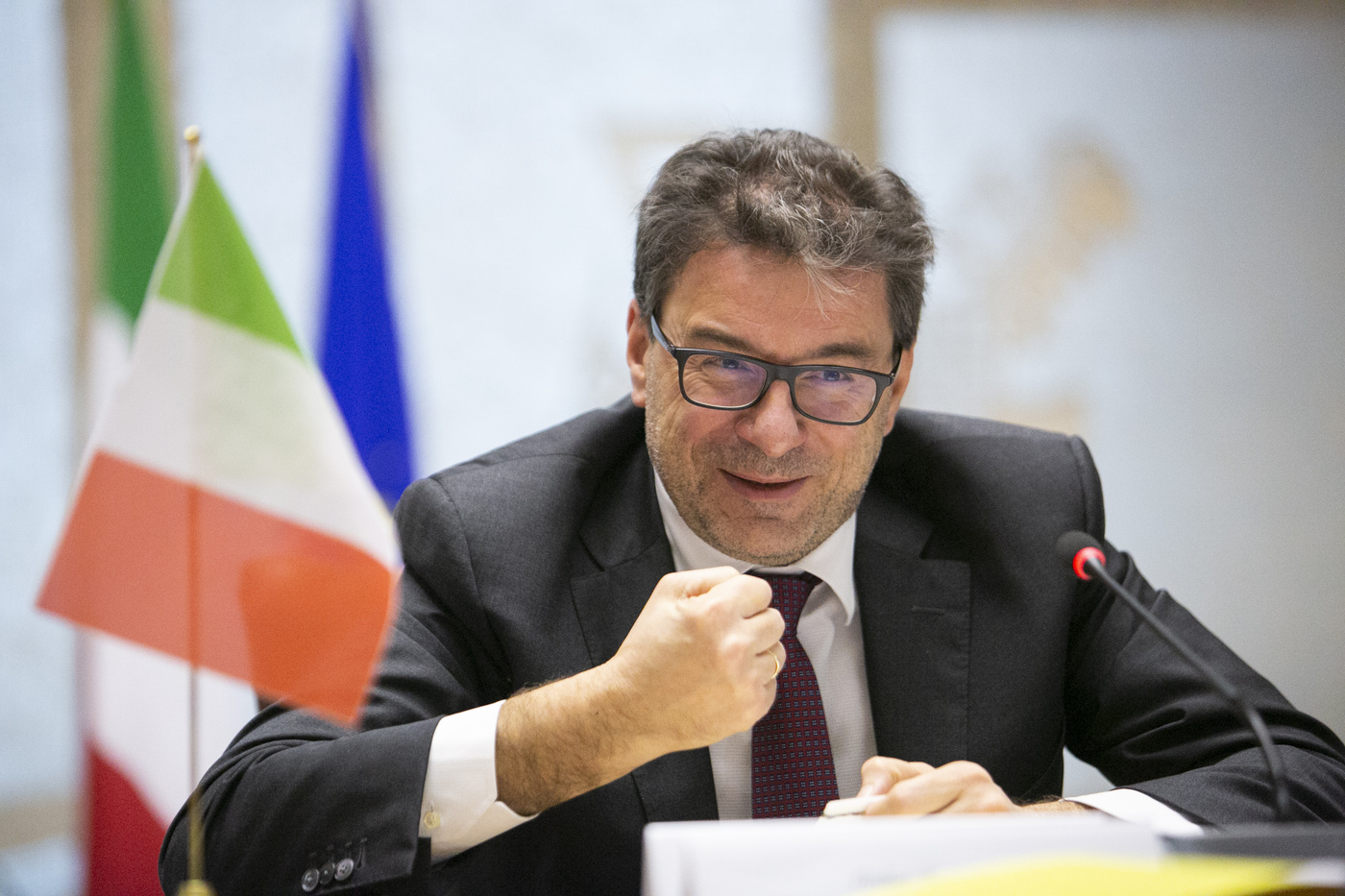 Bollette, Giorgetti: “Il problema si proietta nel futuro sulle scelte per la eco-transizione”