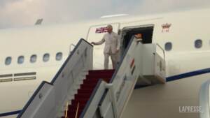 Egitto, il presidente al-Sisi accoglie Carlo e Camilla al Cairo