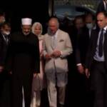 Carlo e Camilla in visita alla moschea di Al-Azhar al Cairo