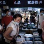 Covid, il primo malato fu una donna venditrice nel mercato di Wuhan