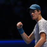 Atp Finals: Sinner fuori a testa alta, Medvedev vince al 3° set