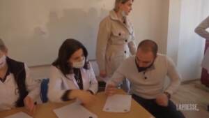 In Kosovo ci si vaccina nelle moschee: gli hub in 27 municipalità per dare una spinta alla campagna