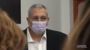 Israele, l’ex premier Benjamin Netanyahu arriva in tribunale