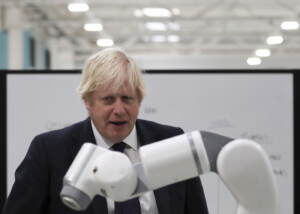 Boris Johnson alla conferenza annuale della CBI a South Shields