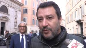 Reddito di cittadinanza, Salvini: “Non mi interessa quello che dicono gli altri”