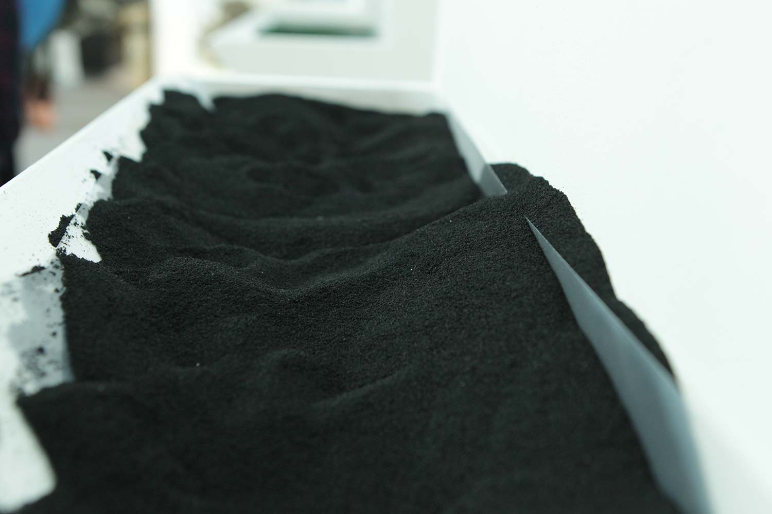 Rifiuti: da riciclo vecchie gomme l’asfalto sicuro per la strada