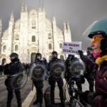 Green Pass: popolo del ‘no’ in piazza a Milano, a Roma verso l’obbligo di indossare mascherina all’aperto