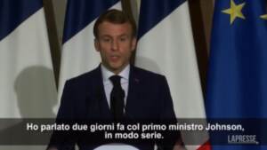 Migranti, Macron contro Jonhson: “Sorpreso da certi metodi”
