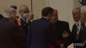 Il presidente francese Macron in Vaticano per l’incontro con il Papa