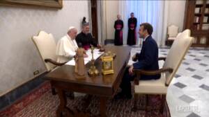Vaticano-Francia, incontro tra Macron e Papa Francesco