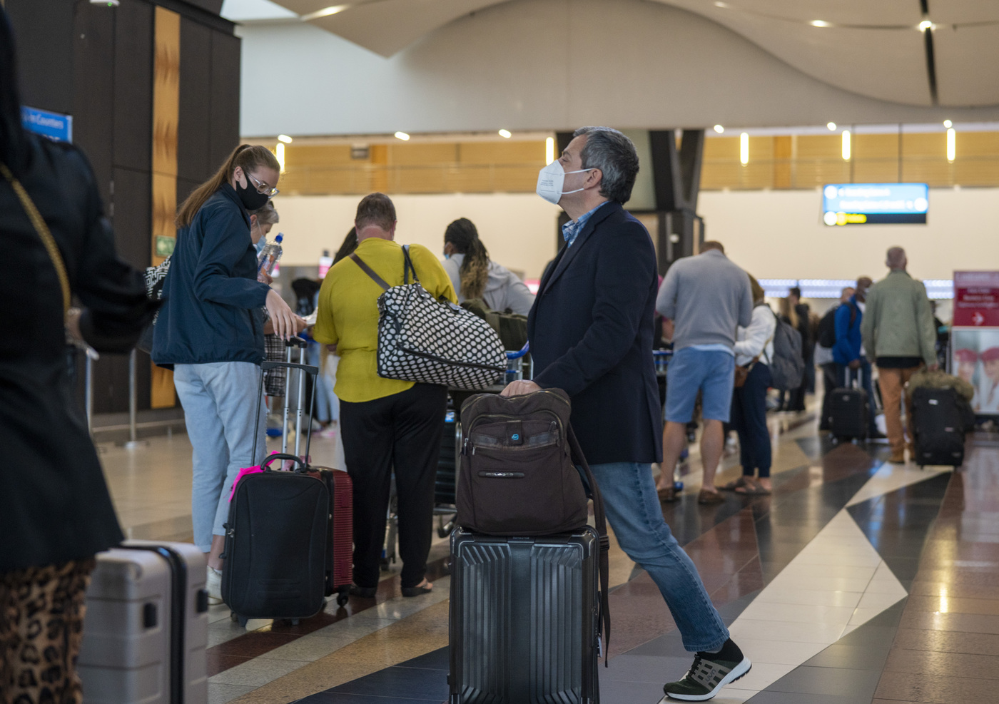 Covid: G7 d’emergenza per Omicron. La Gran Bretagna estende il piano dei booster