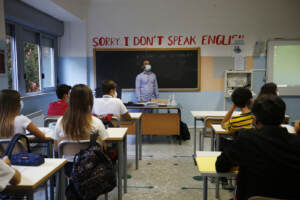 Primo giorno di scuola con il controllo del Green Pass