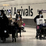 Covid: Omicron in Europa prima di quanto si pensasse. Germania verso obbligo vaccinale