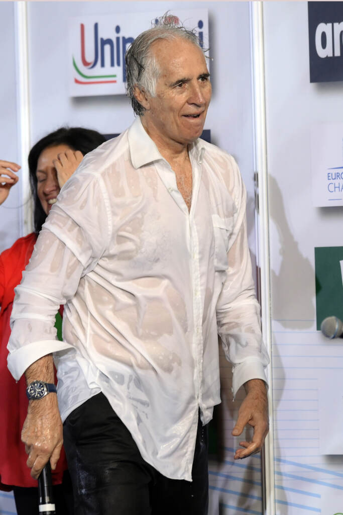 Galleria foto 'Federica Pellegrini, vittoria e lacrime nella sua ultima gara ufficiale – FOTOGALLERY' - foto 12