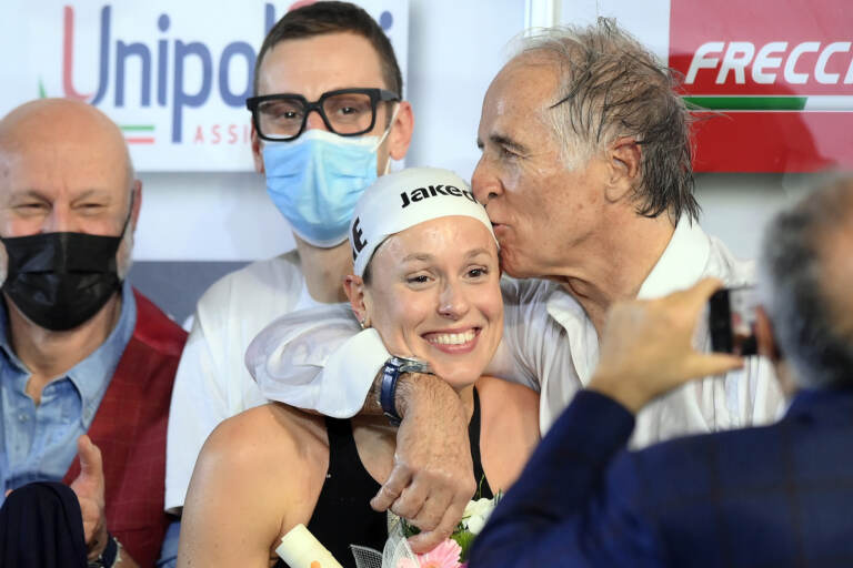 Federica Pellegrini, vittoria e lacrime nella sua ultima gara ufficiale – FOTOGALLERY