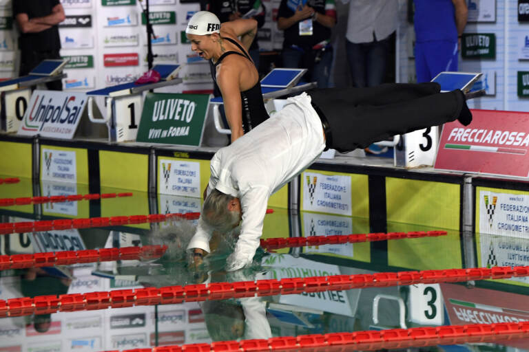 Federica Pellegrini, vittoria e lacrime nella sua ultima gara ufficiale – FOTOGALLERY