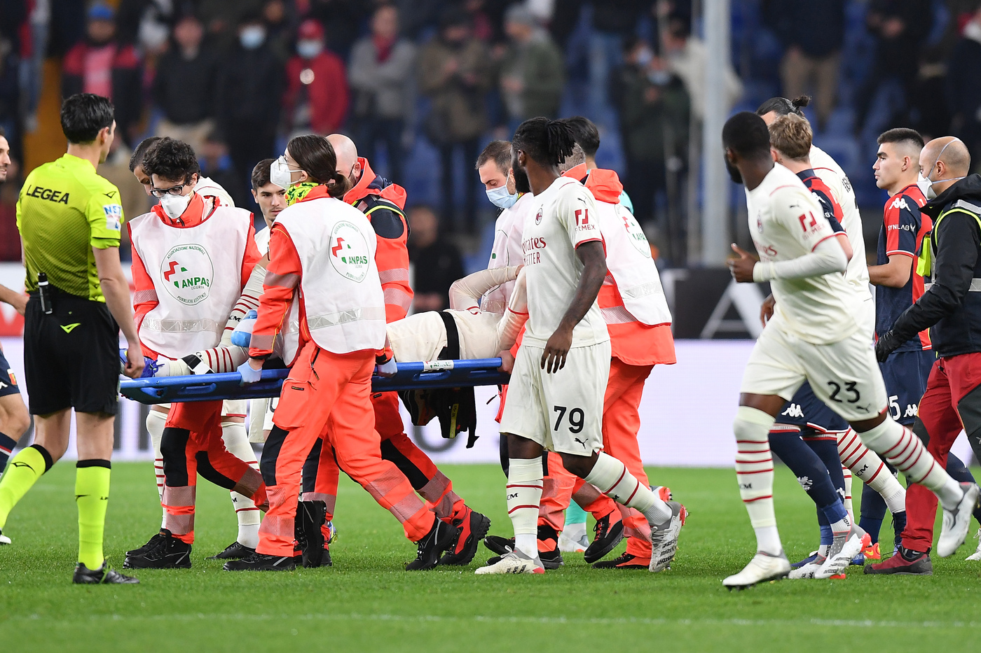 Milan: lesione ai legamenti del ginocchio per Kjaer, domani l’intervento chirurgico Milan: lesione ai legamenti del ginocchio per Kjaer, domani l’intervento chirurgico