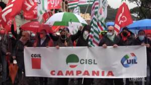 Napoli, sindacati in piazza contro la manovra