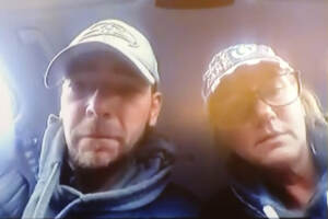 Usa: arrestati i genitori del 15enne responsabile della strage in un liceo del Michigan