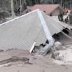 Indonesia, il vulcano erutta: terrore a Giava. Vittime e feriti