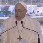 Migranti, Papa: “Tristi proposte di uso fondi comuni per costruire muri”