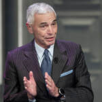 Covid, Palù: “Presto cure monoclonali in casa”. Vaccini verso quota 100 milioni