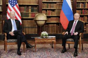 Al via vertice tra Biden e Putin: al centro dei colloqui Ucraina e Nato