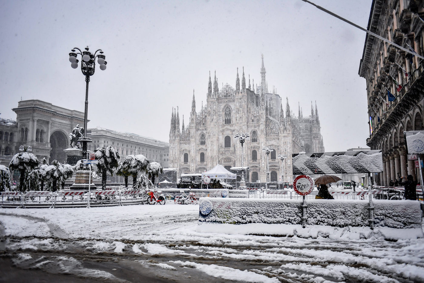 Meteo Neve E Temporali Al Centro Nord Torino E Milano Sotto La Neve Meteo Neve E Temporali Al Centro Nord Torino E Milano Sotto La Neve