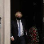 Regno Unito: Johnson di nuovo papà, ma travolto dallo scandalo delle feste di Natale