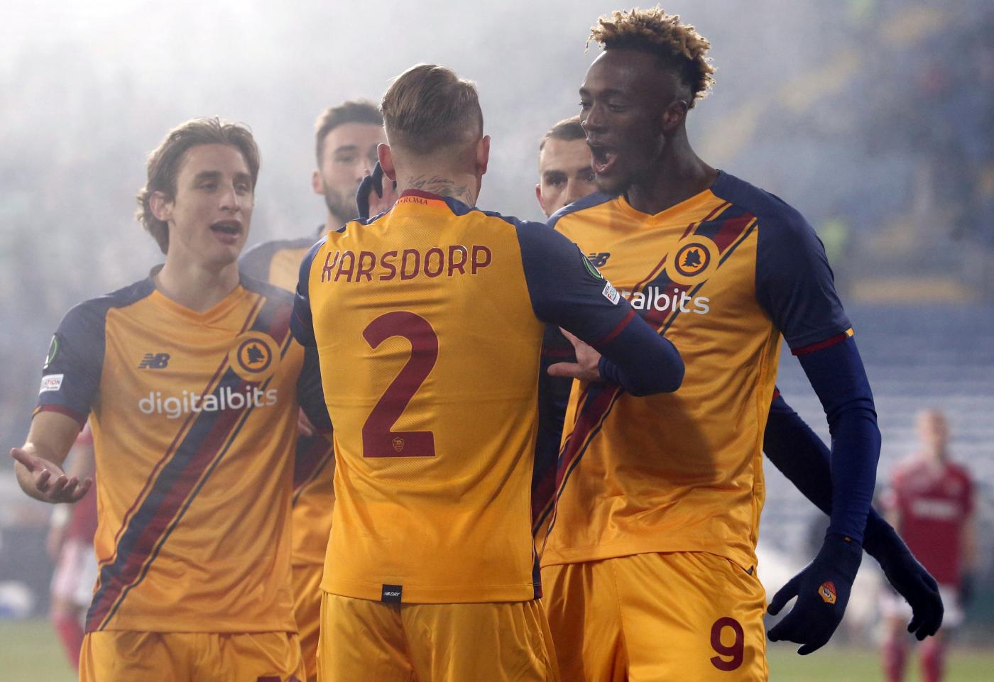 Conference League, Abraham e Majoral portano Roma agli ottavi Conference League, Abraham e Majoral portano Roma agli ottavi