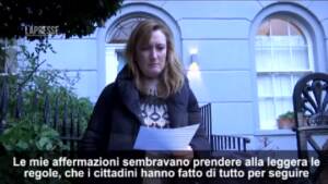 La collaboratrice di Johnson in lacrime si dimette: “Chiedo scusa”