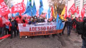 Scuola, sciopero di studenti e docenti davanti al Miur