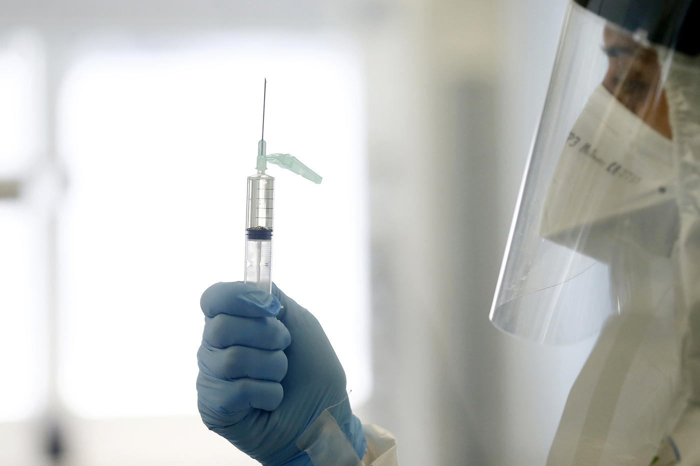 Covid: rifiuta intubazione e muore, neanche supplica della fidanzata convince no-vax