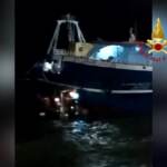 Sardegna, due pescherecci incagliati salvati dai vigili del fuoco