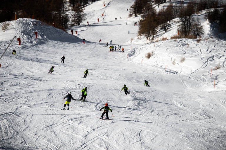 Sestriere, le piste da sci riaprono al pubblico
