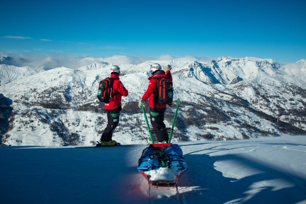 Galleria foto 'Sestriere, le piste da sci riaprono al pubblico' - foto 4