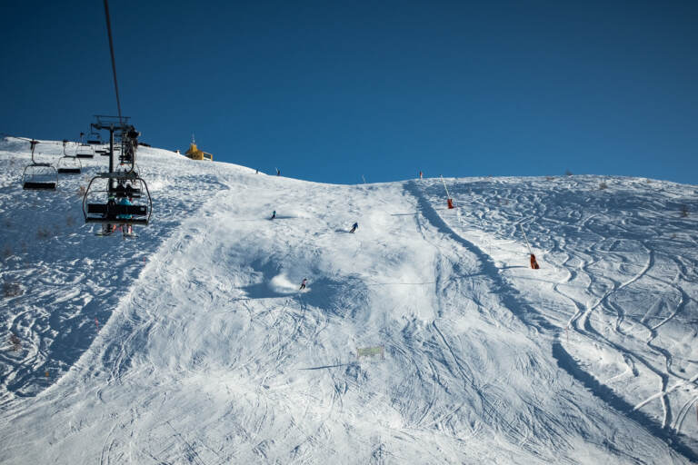 Sestriere, le piste da sci riaprono al pubblico