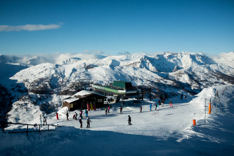 Sestriere, le piste da sci riaprono al pubblico