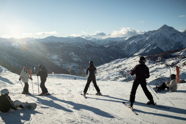 Sestriere, le piste da sci riaprono al pubblico