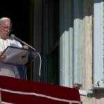 Ucraina, Papa: “Situazione sia risolta con dialogo e non con le armi”