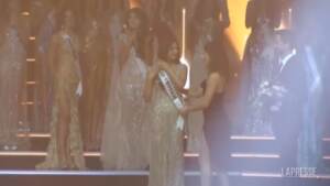 Incoronata la 70esima Miss Universo: è l’indiana Harnaaz Sandhu