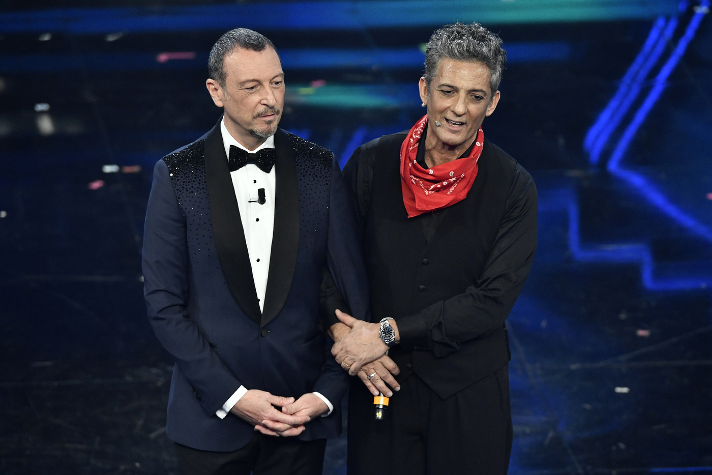 Sanremo: tutto pronto per finale Giovani, i primi tre in gara tra i Big