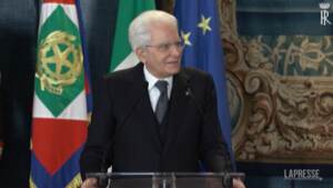 Covid, Mattarella: “Serve sempre molta attenzione e prudenza”